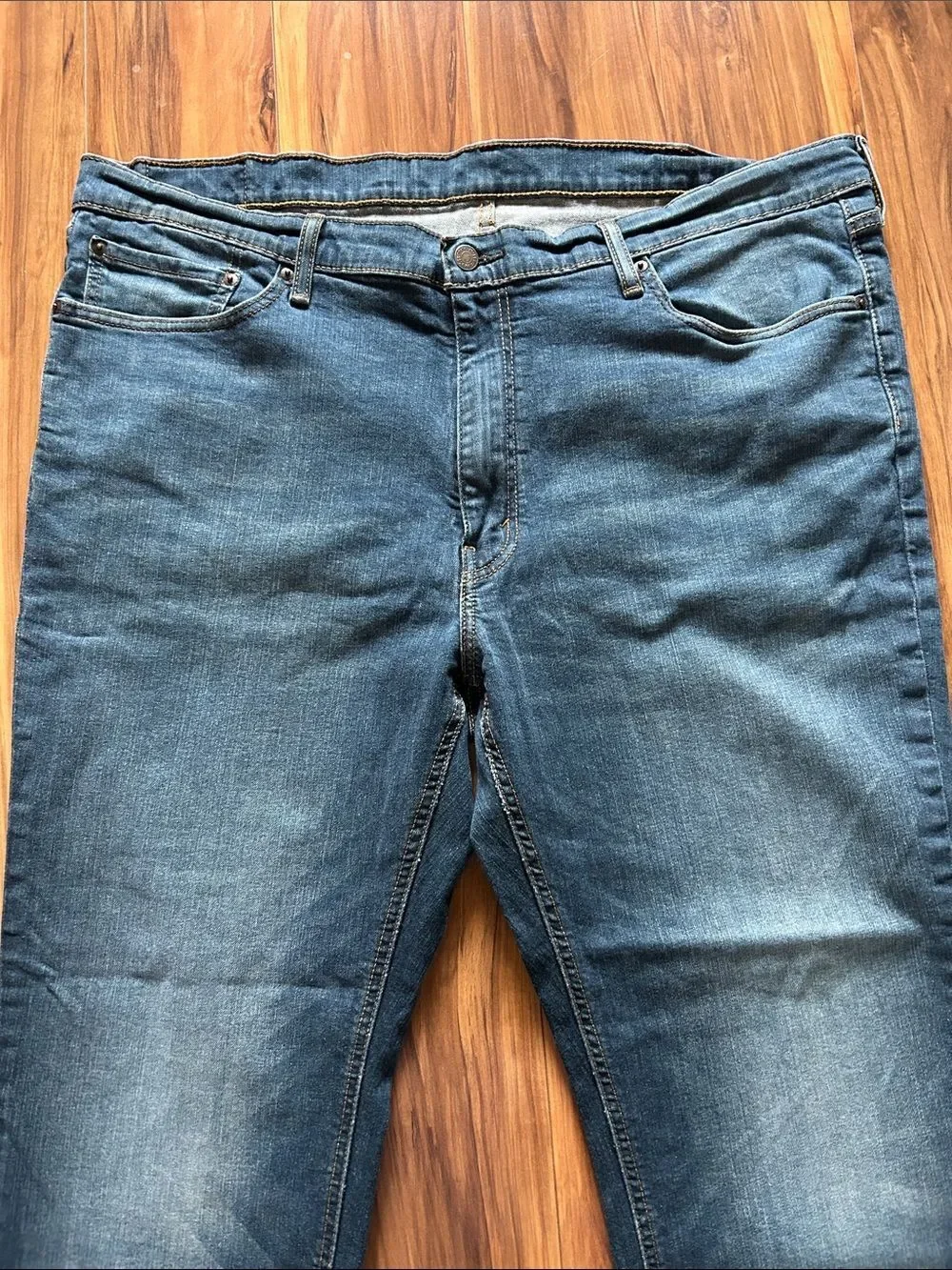 Levi's Men's 541 Athletic Taper Straight Jeans 44 x 30